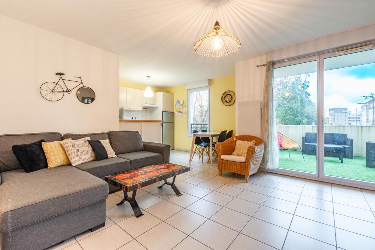 Mona, F2 Pour 4 Pers. - Fairytale Factory Appartement Bussy-Saint-Georges Buitenkant foto