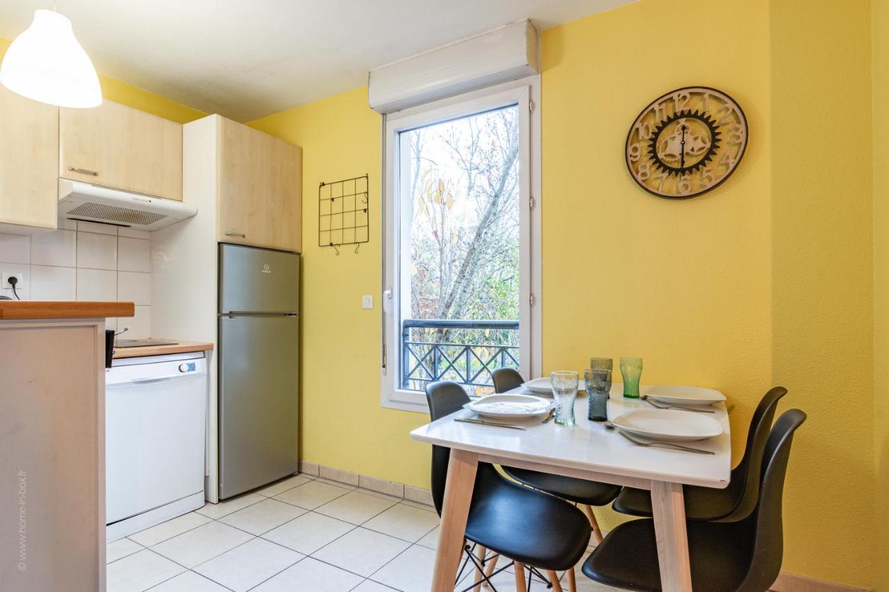 Mona, F2 Pour 4 Pers. - Fairytale Factory Appartement Bussy-Saint-Georges Buitenkant foto