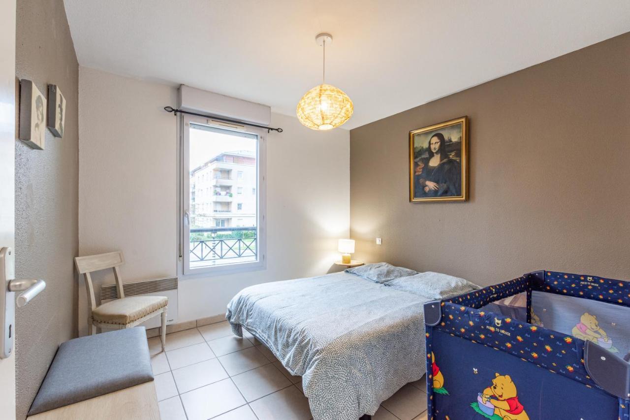 Mona, F2 Pour 4 Pers. - Fairytale Factory Appartement Bussy-Saint-Georges Buitenkant foto